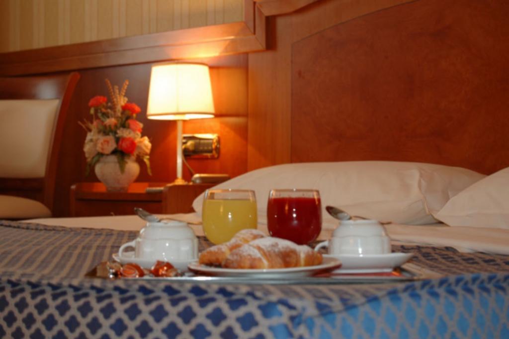 Hotel Joyfull Napoli