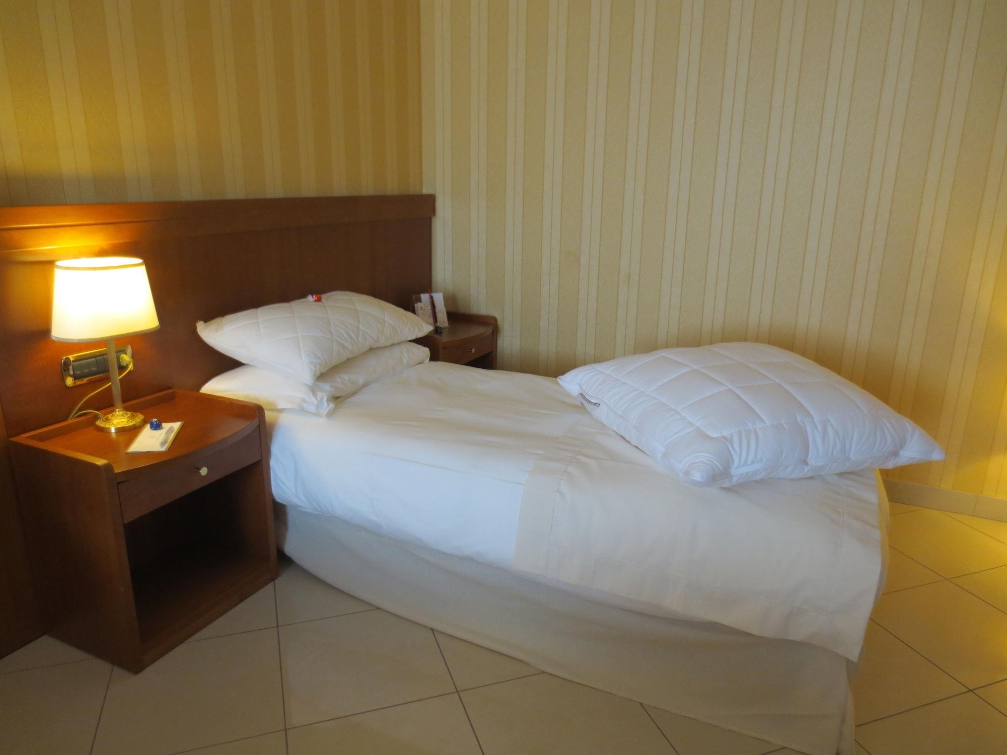 Joyfull Hotel Napoli