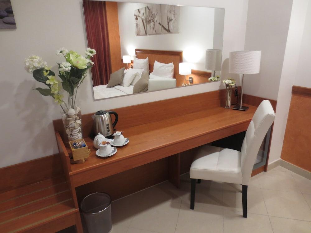 Joyfull Hotel Napoli