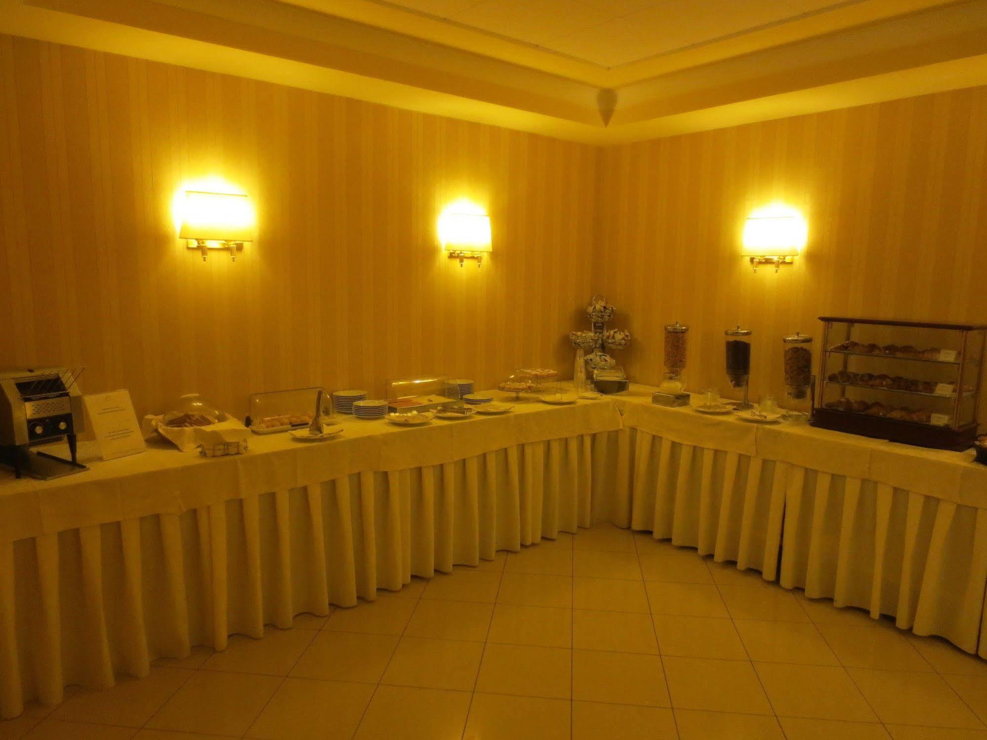 Joyfull 3* Napoli