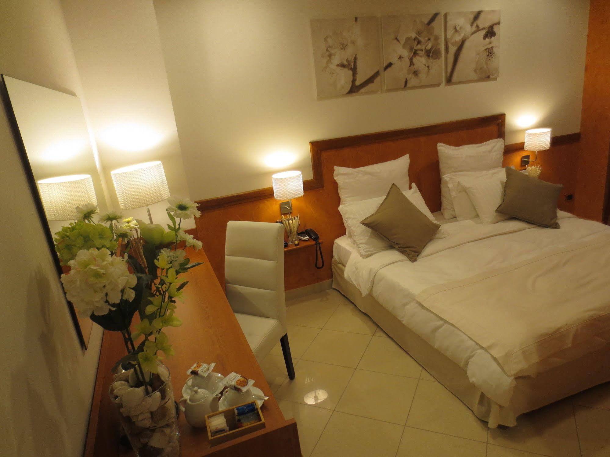 Hotel Joyfull Napoli